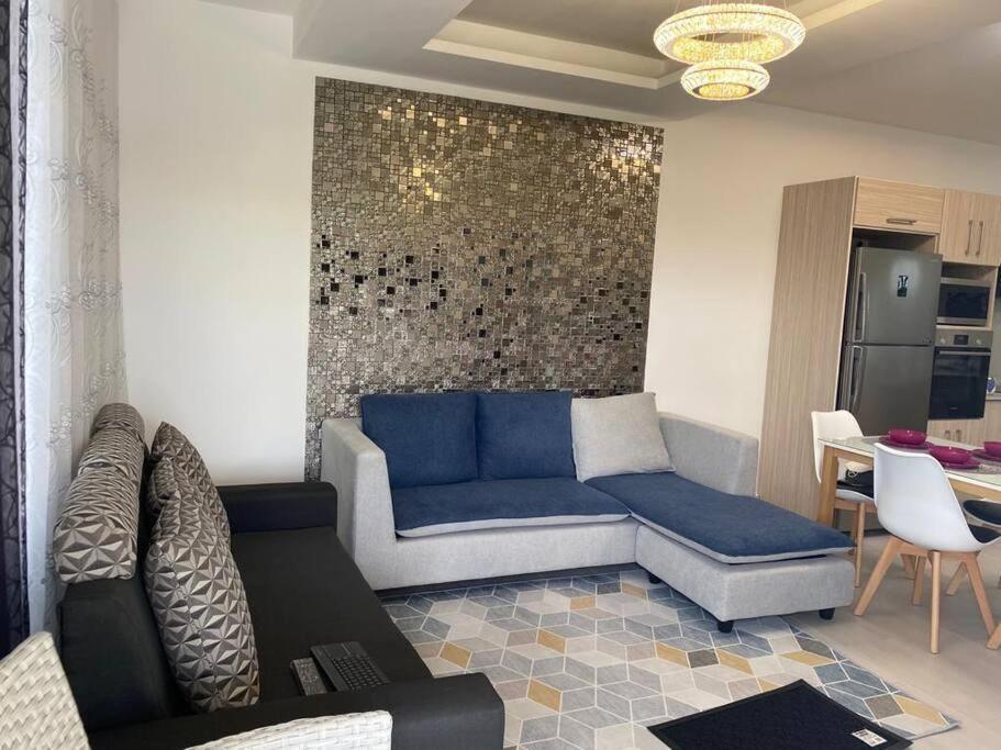 Stylish & Luxury 2-Bed Parkside Apart With Pool Vacoas-Phoenix Εξωτερικό φωτογραφία