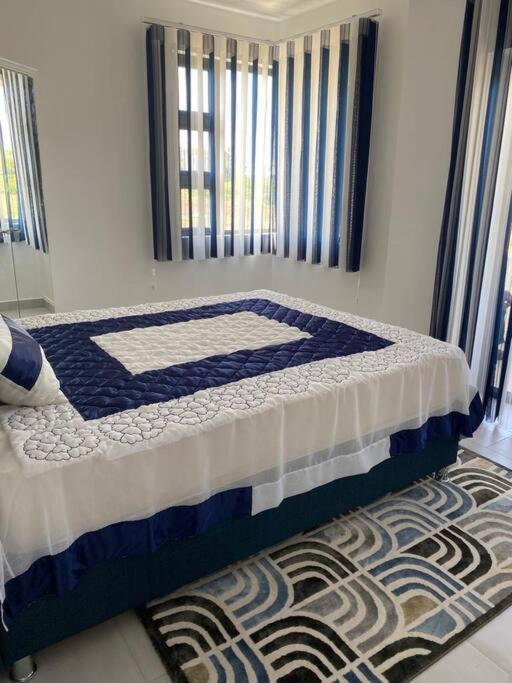 Stylish & Luxury 2-Bed Parkside Apart With Pool Vacoas-Phoenix Εξωτερικό φωτογραφία